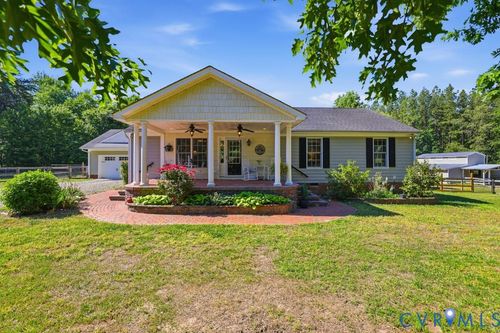 4005 W Chapel Dr, Goochland, VA, 23063-2854 | Card Image