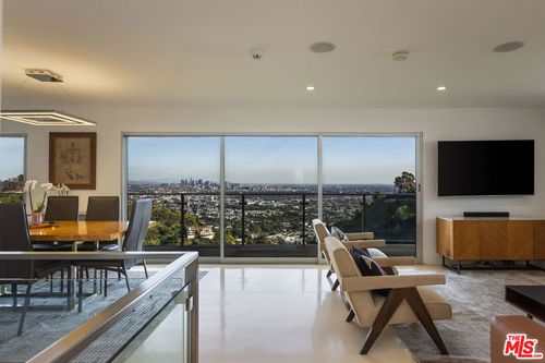 8171 Mannix Drive, Los Angeles, CA, 90046 | Card Image