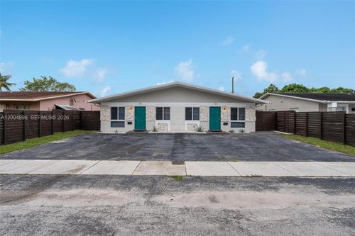 1-130 Nw 57th St, Oakland Park, FL, 33309-2347 | Card Image