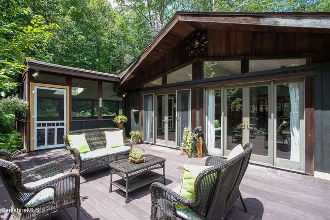 305 Shadow Ln, House other with 3 bedrooms, 3 bathrooms and null parking in Sandisfield MA | Image 28