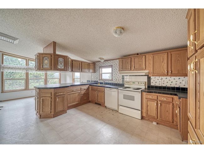 3063 Autumn Creek Dr, House other with 3 bedrooms, 3 bathrooms and null parking in Canon City CO | Image 12