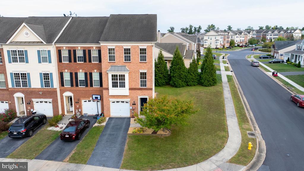 Lewisburg Ln, Martinsburg, WV 25403
