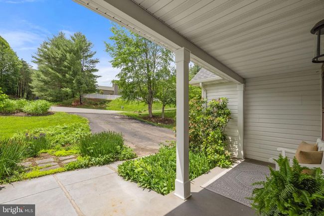 5722 Pond View Ln, House other with 4 bedrooms, 4 bathrooms and null parking in Broad Run VA | Image 11