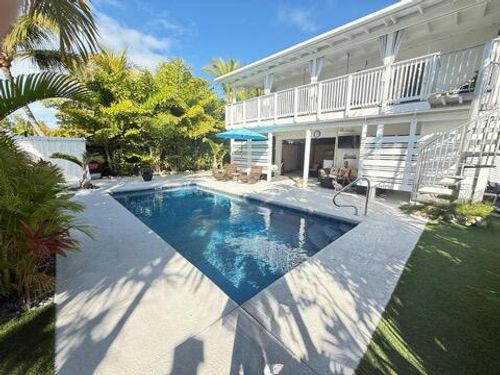 139 Gardenia St, Tavernier, FL, 33070-2209 | Card Image