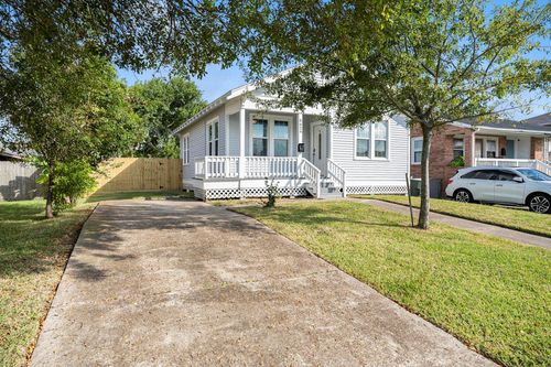 5624 Avenue P 1/2, Galveston, TX, 77551-5149 | Card Image