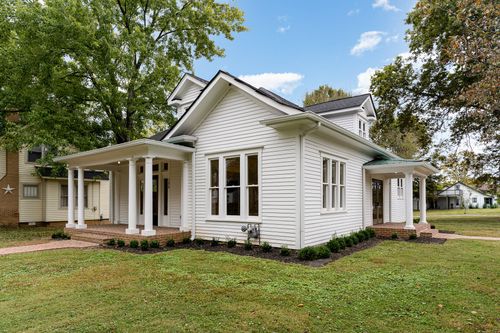 200 2nd Ave, Columbia, TN, 38401-2908 | Card Image