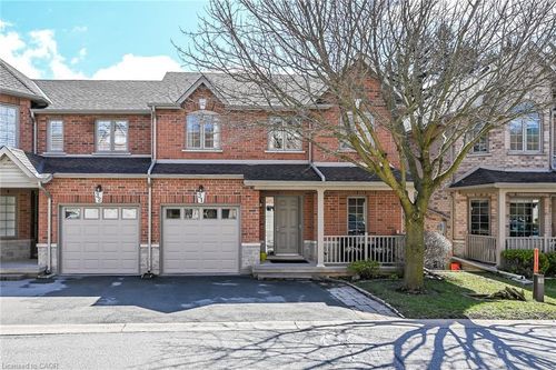 31-25 Hamilton Street S, Waterdown, ON, L8B0L1 | Card Image