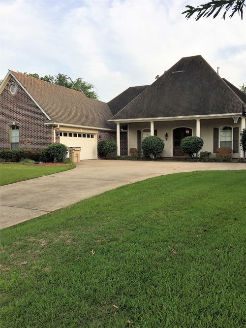 1939 Bayou Bend Dr, Bossier City, LA, 71111-5156 | Card Image