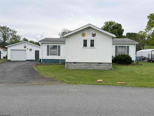 42 Gate Ln, Elkins, WV, 26241-1508 | Card Image