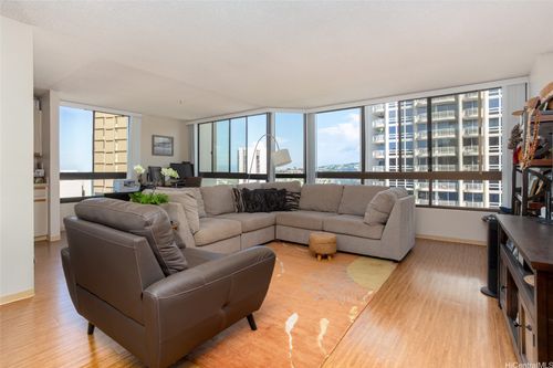 1807-55 Judd St, Honolulu, HI, 96817-2625 | Card Image