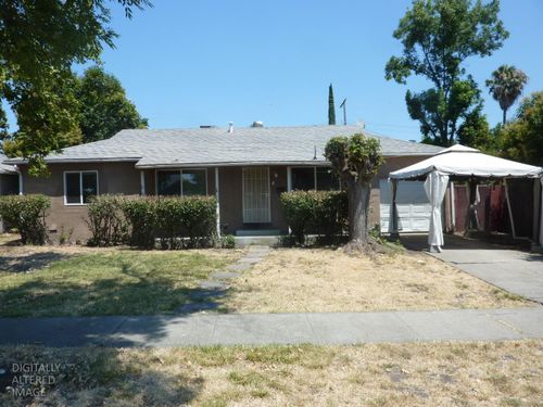 2817 W Alpine Ave, Stockton, CA, 95204-2615 | Card Image