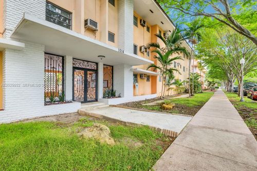211-1014 Salzedo St, Coral Gables, FL, 33134-2838 | Card Image