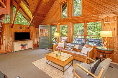 32 Ives Road, House other with 2 bedrooms, 1 bathrooms and null parking in Wilmington VT | Image 3