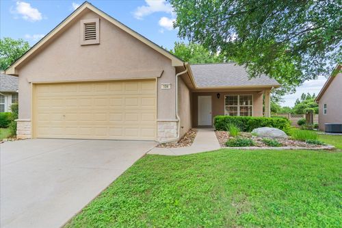 104 Whitewing Way, Georgetown, TX, 78633-4820 | Card Image