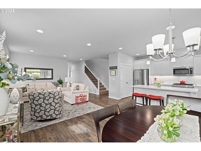 1010 Nw 1 St St, House other with 4 bedrooms, 3 bathrooms and 2 parking in Dundee OR | Image 21