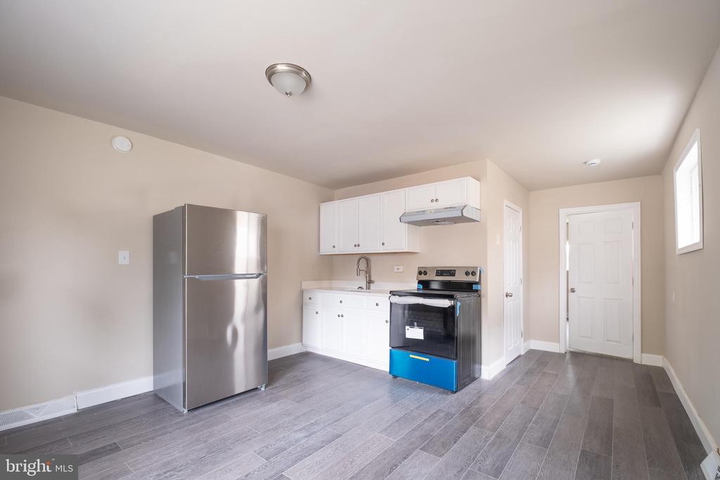 Residential Lease in EWING 2