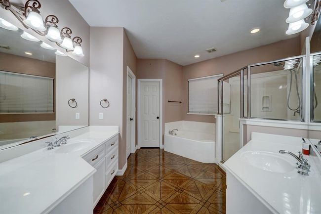 2949 Hargrave Rd, House other with 4 bedrooms, 5 bathrooms and null parking in Huffman TX | Image 11