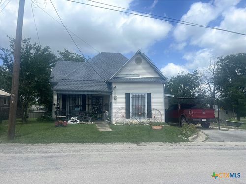307 N 8th St, Lometa, TX, 76853-2171 | Card Image
