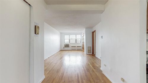 apt-6h-8420 153rd Ave, Howard Beach, NY, 11414-1916 | Card Image