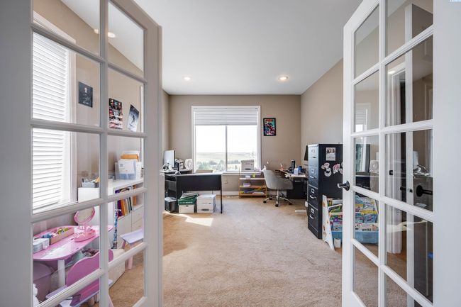 1105 Sw Meyer Dr, Home with 6 bedrooms, 4 bathrooms and null parking in Pullman WA | Image 17