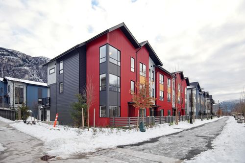 38097 Helm Way, Squamish, BC, V8B2A1 | Card Image