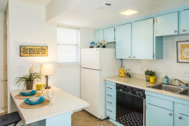 APT-109 - 3405 Helms St, Condo with 1 bedrooms, 1 bathrooms and 1 parking in Austin TX | Image 4