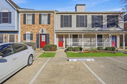 73 Winchester Dr, Euless, TX, 76039-4213 | Card Image