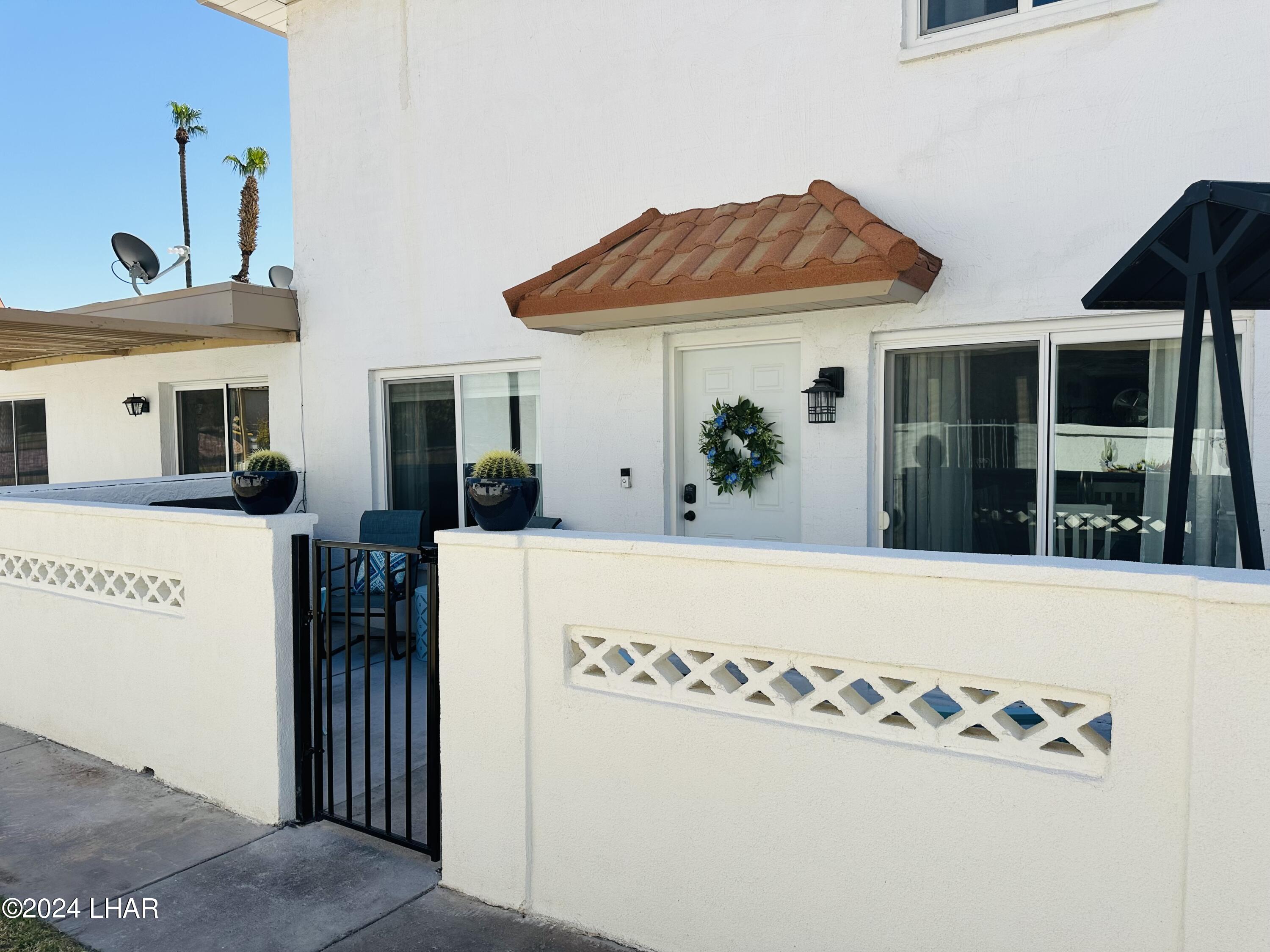 Montana Vis, Lake Havasu City, AZ 86403