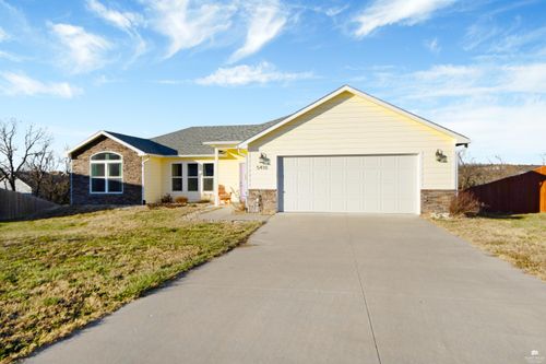 5410 Holden Ct, Manhattan, KS, 66503-7901 | Card Image