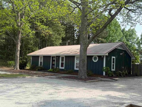 889 Inlet Square Dr, Murrells Inlet, SC, 29576-7811 | Card Image