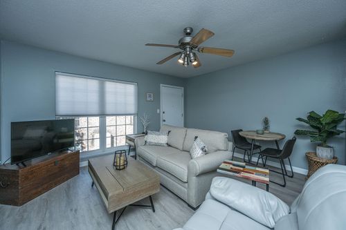 d59-650 Cornell St, Charleston, SC, 29407-7132 | Card Image