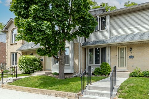 15-1290 Bentley Dr, London, ON, N5V4M3 | Card Image