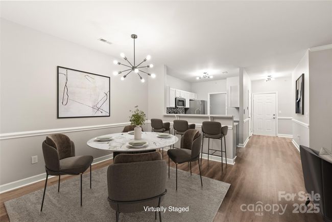 Plenty of space for dinner at home or entertaining | Image 14