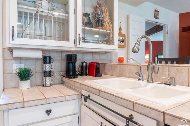 2013 Camelback Dr, House other with 4 bedrooms, 4 bathrooms and null parking in Lawrence KS | Image 11