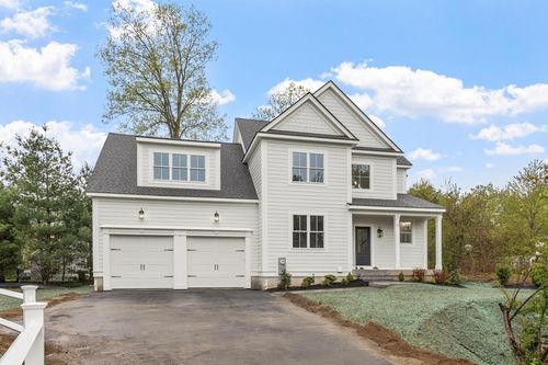 8 Highland Hill Dr, Shrewsbury, MA, 01545-6321 | Card Image