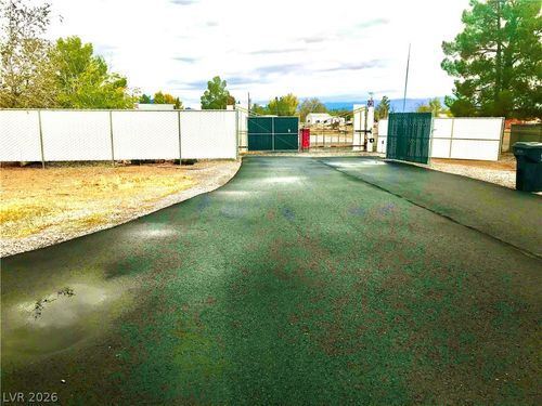 3201 Fritz Ln, Pahrump, NV, 89048-5208 | Card Image