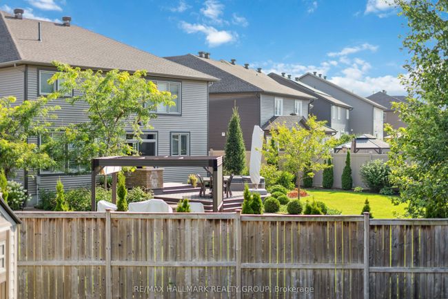 1111 Cobble Hill Dr, House attached with 3 bedrooms, 4 bathrooms and 1 parking in Nepean ON | Image 38