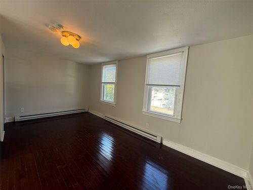 cottage-1 Birchwood Avenue, North Hempstead, NY, 11050 | Card Image