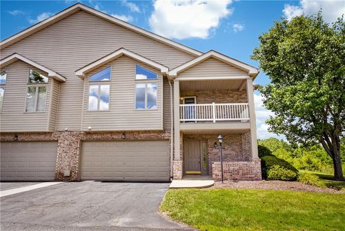 9704 Sundance Dr, Bridgeville, PA, 15017-1114 | Card Image