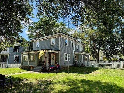 203 W Arch & 304 S Main Street, Nevada, MO, 64772 | Card Image