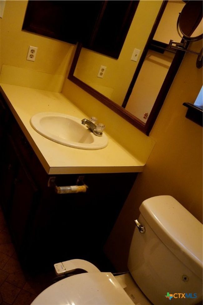 primary bath | Image 12