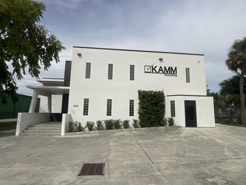 405 Angle Rd, Fort Pierce, FL, 34947-2528 | Card Image