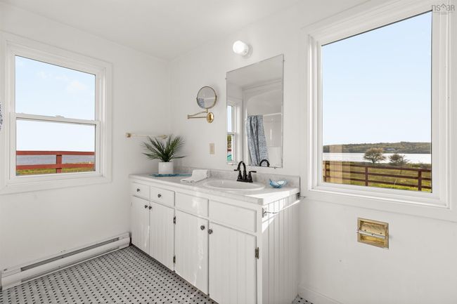 168 Stevens Rd, House other with 4 bedrooms, 5 bathrooms and 2 parking in Lockeport NS | Image 36