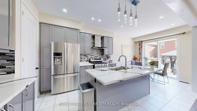 3 Fenchurch Dr, House other with 6 bedrooms, 4 bathrooms and 2 parking in Brampton ON | Image 8
