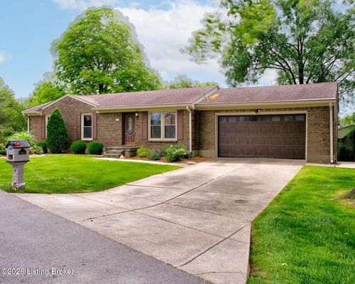 10216 Westwego Pl, Jeffersontown, KY, 40299-4056 | Card Image