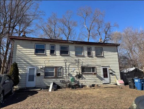 2316 Deerfield Ct, Westland, MI, 48186-4622 | Card Image