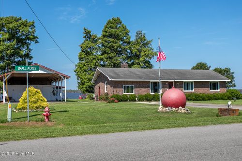 1303 Little River Dr, Elizabeth City, NC, 27909-9195 | Card Image