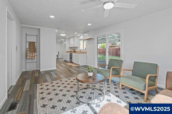 611 Ne Bockes Loop, House other with 3 bedrooms, 2 bathrooms and null parking in Sheridan OR | Image 29
