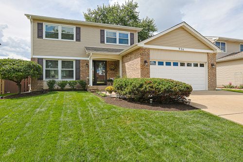 936 Debra Ln, Elk Grove Village, IL, 60007-3044 | Card Image