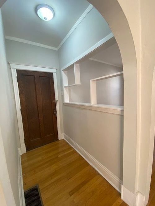 1-2123 W Ainslie St, Chicago, IL, 60625-1301 | Card Image